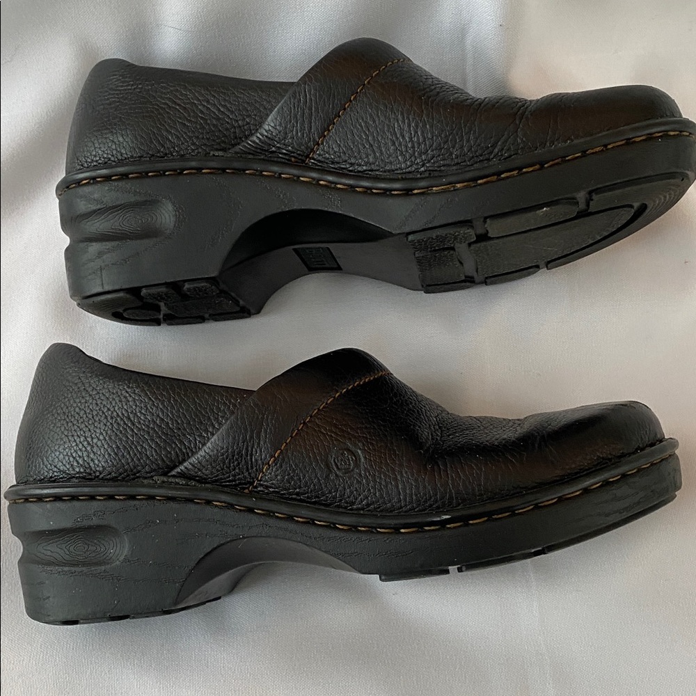 Born Slip-On Shoes - Black Leather Size 8 ½